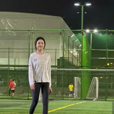 石天欣